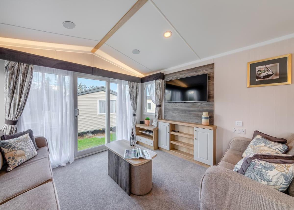 Waren Caravan Park Bamburgh Exterior photo